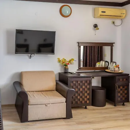 Sunny Paradise Ll Hotel