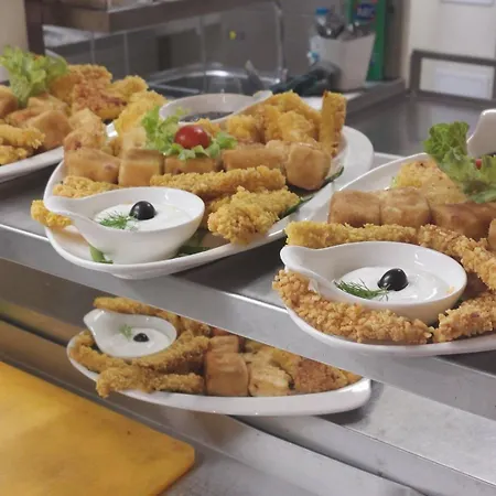 Sunny Paradise Ll Hotel 3*