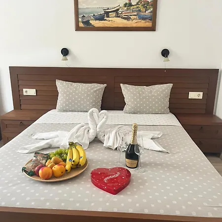 Sunny Paradise Ll 3* キテン